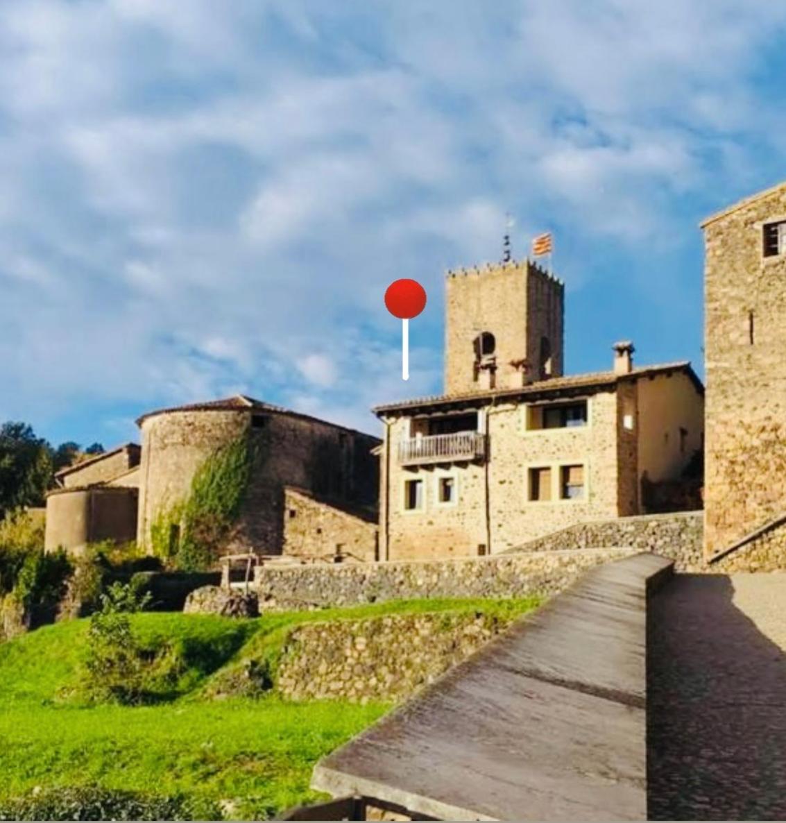 Hotel Cal Sastre Santa Pau Εξωτερικό φωτογραφία