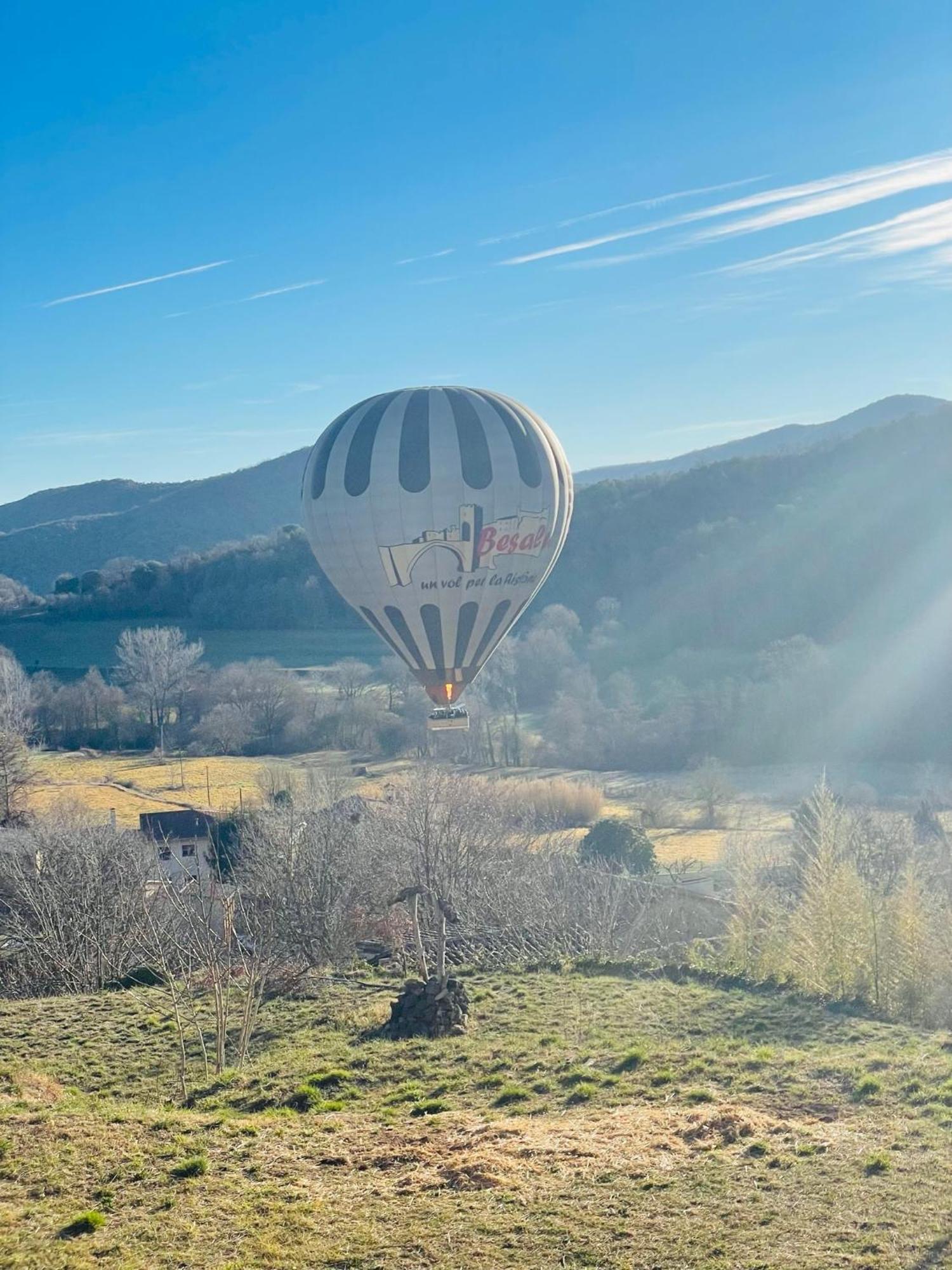 Hotel Cal Sastre Santa Pau Εξωτερικό φωτογραφία