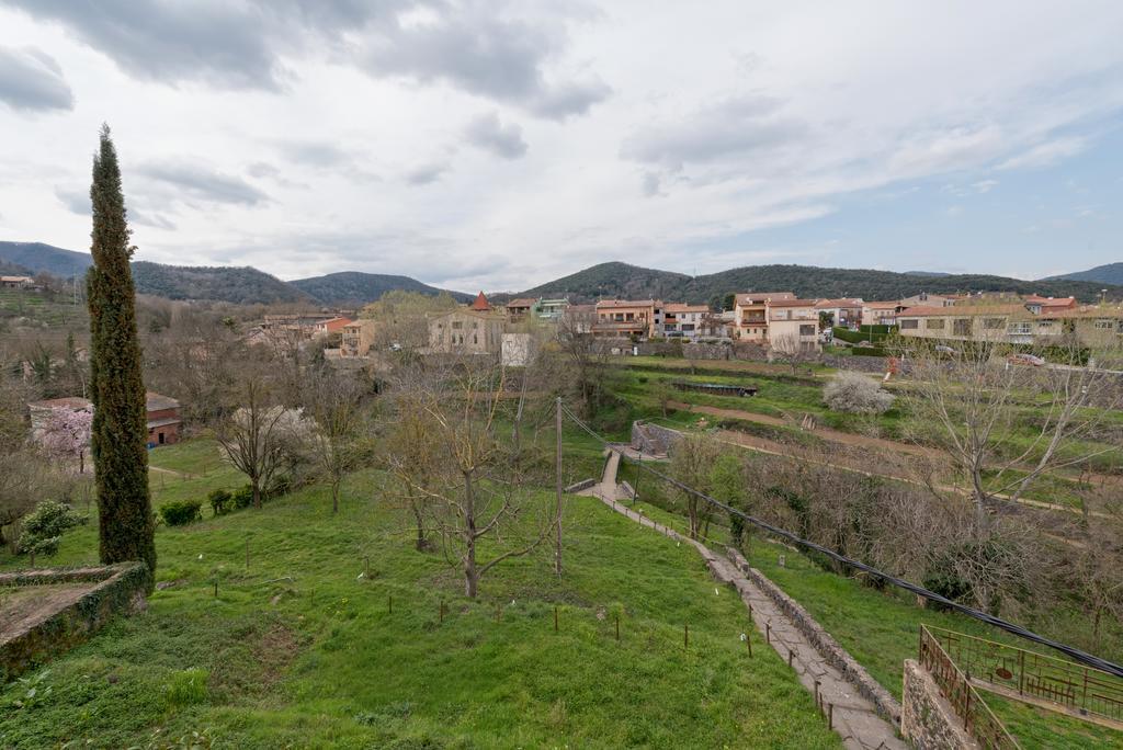 Hotel Cal Sastre Santa Pau Εξωτερικό φωτογραφία