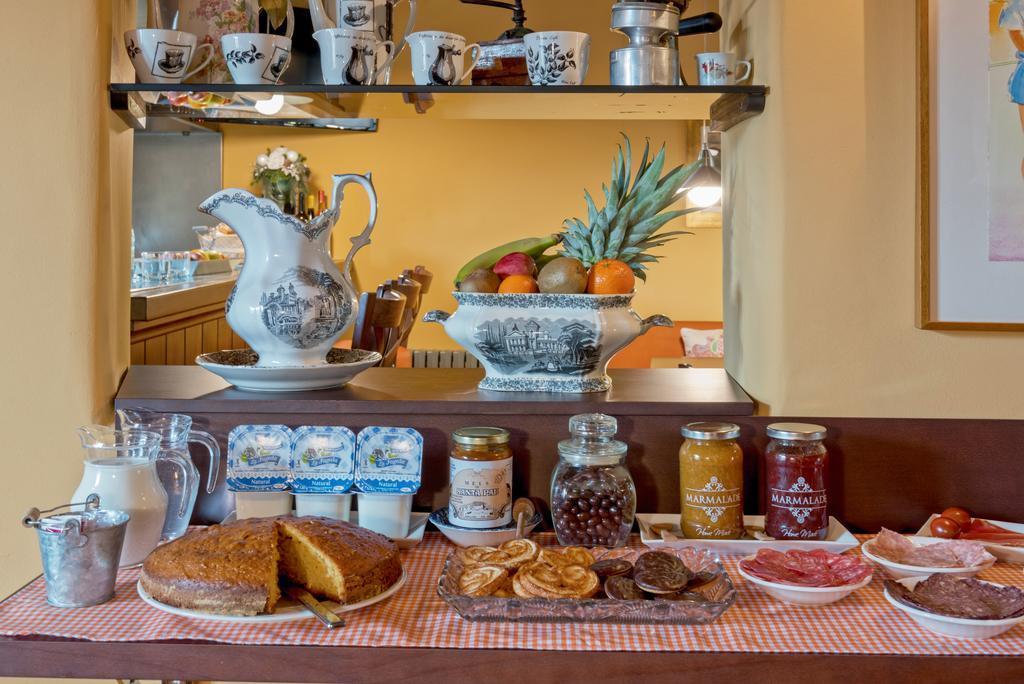 Hotel Cal Sastre Santa Pau Εξωτερικό φωτογραφία
